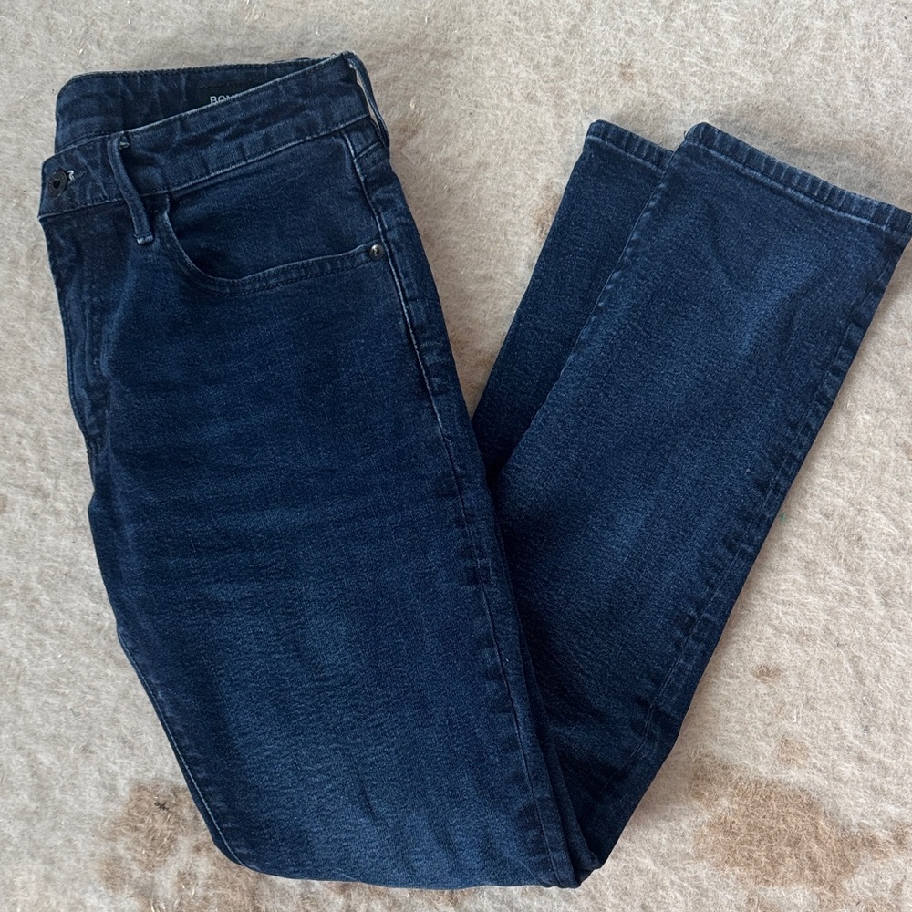 Men’s slim cut jeans